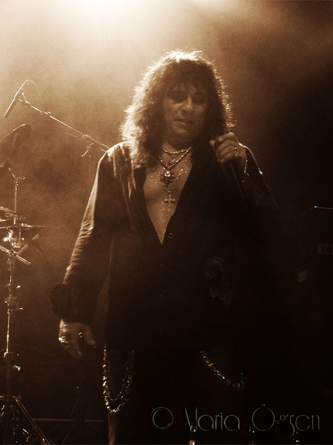 Paul Shortino (filling in for Jack)
